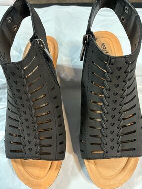 Earth Origins Black Braided Cutout Slingback Sandals
